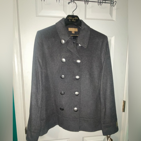 100% Cashmere Sophisticated Gray Double-Breasted Pea Coat - Picture 1 of 9